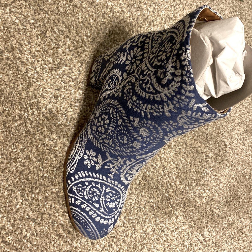 Indigo rd boots. 9.5